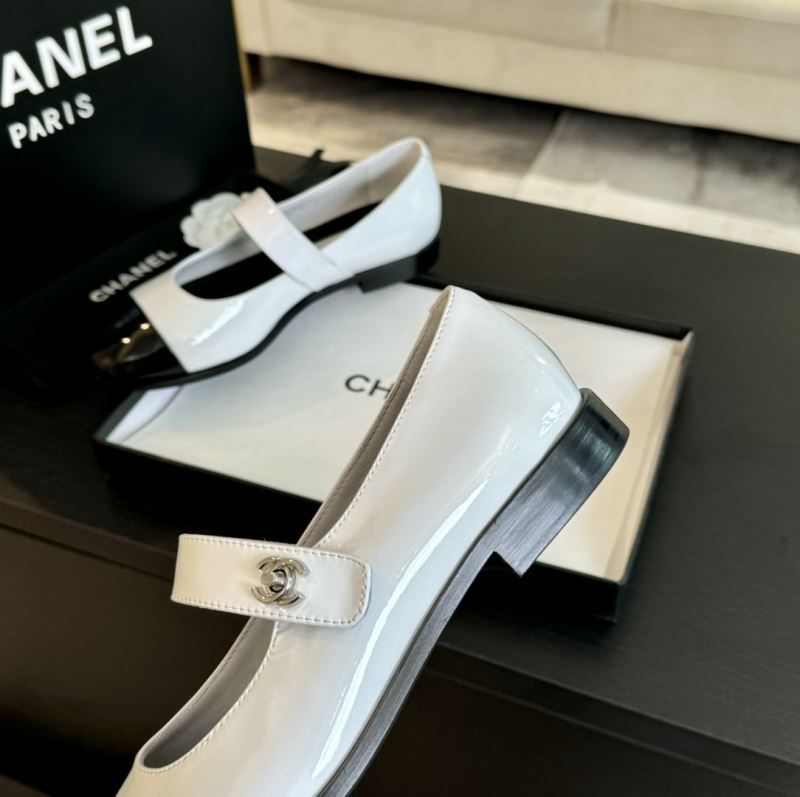 Chanel Low Shoes